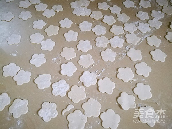 小柿子鸡蛋面片汤