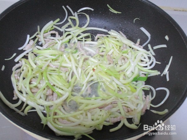 教你做韭菜芽炒肉丝