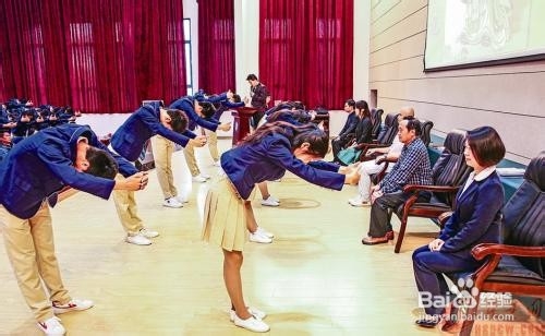 教师节，学校搞什么活动？