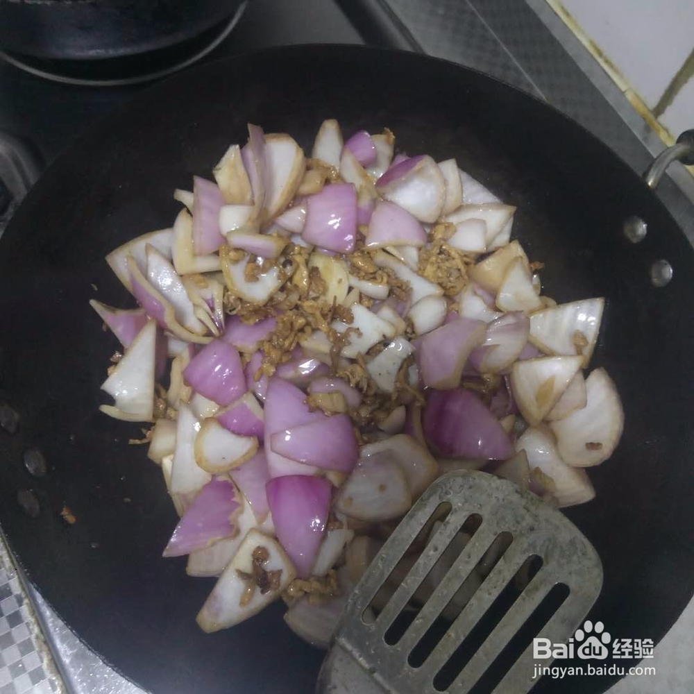 洋葱炒肉做法