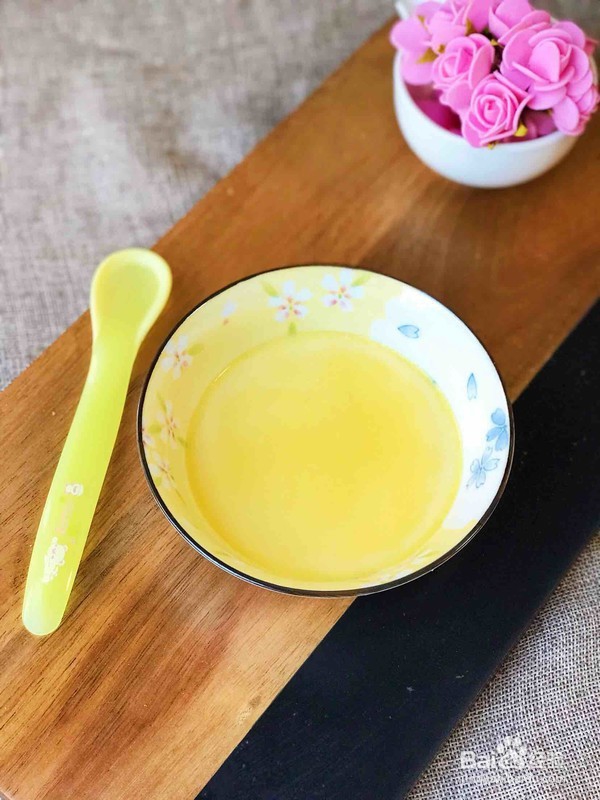 宝宝辅食之奶香鸡蛋羹的做法