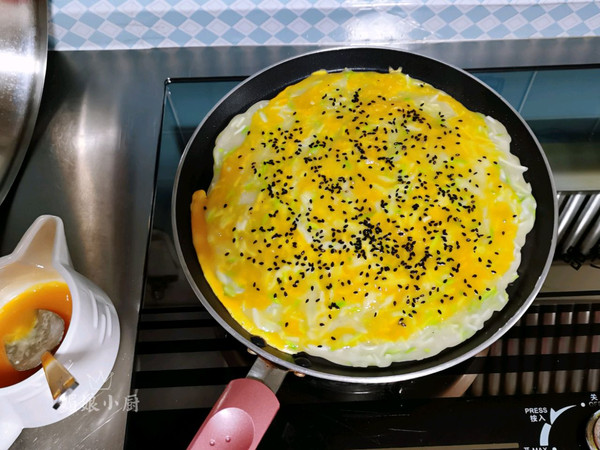 #四季宝蓝小罐#花生酱鸡蛋早餐饼