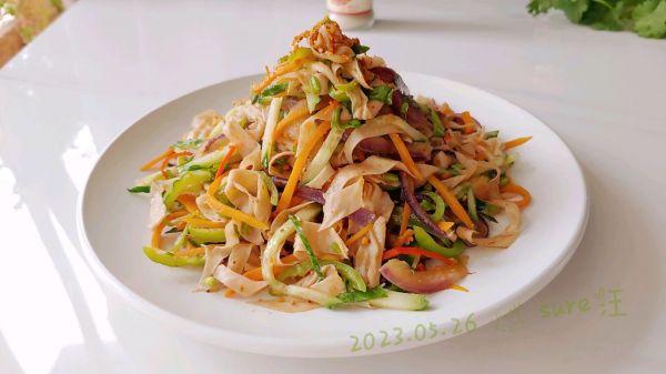 葱椒胡豆拌瓜丝