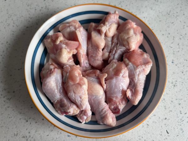 快手红烧鸡翅根