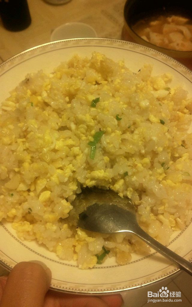 鸡蛋炒饭的做法