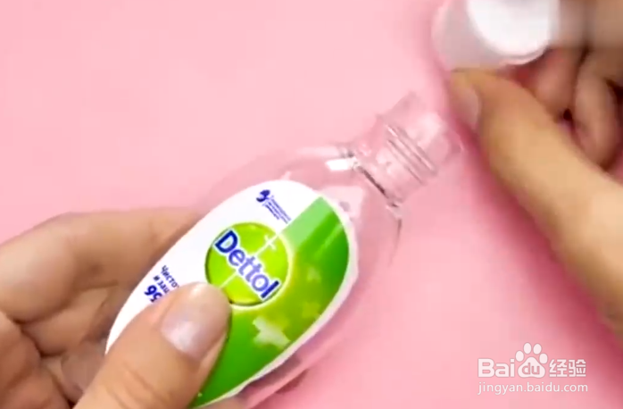 如何给芭比娃娃制作东西