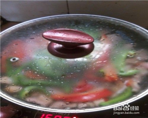 青红椒炒瘦肉--美味家常菜
