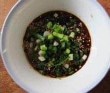 简单易学的热拌蒜泥茄子