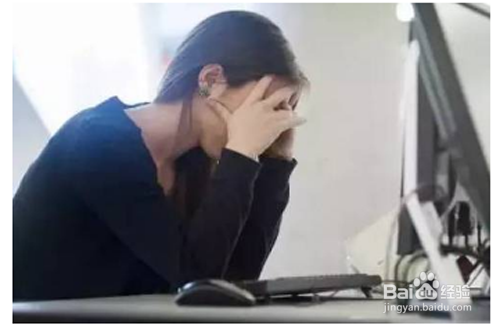 颈椎压迫神经的症状