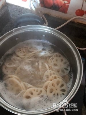 健康养生佳品搅拌莲藕青瓜的做法