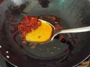 蒜薹炒鸡肉的做法