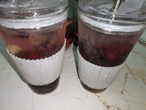 紫苏杨梅桃子姜