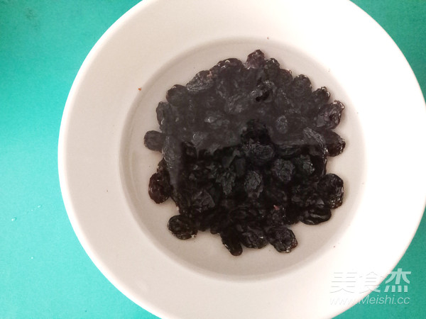 黑加仑黄油蛋糕