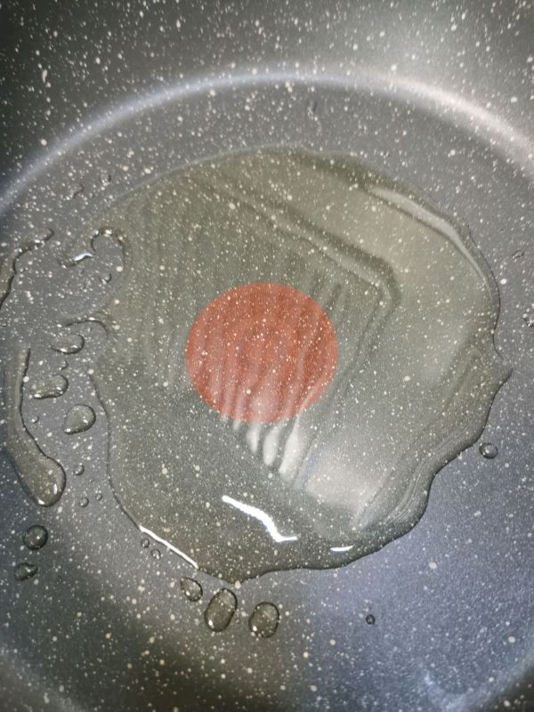 大虾墨鱼汁炒饭