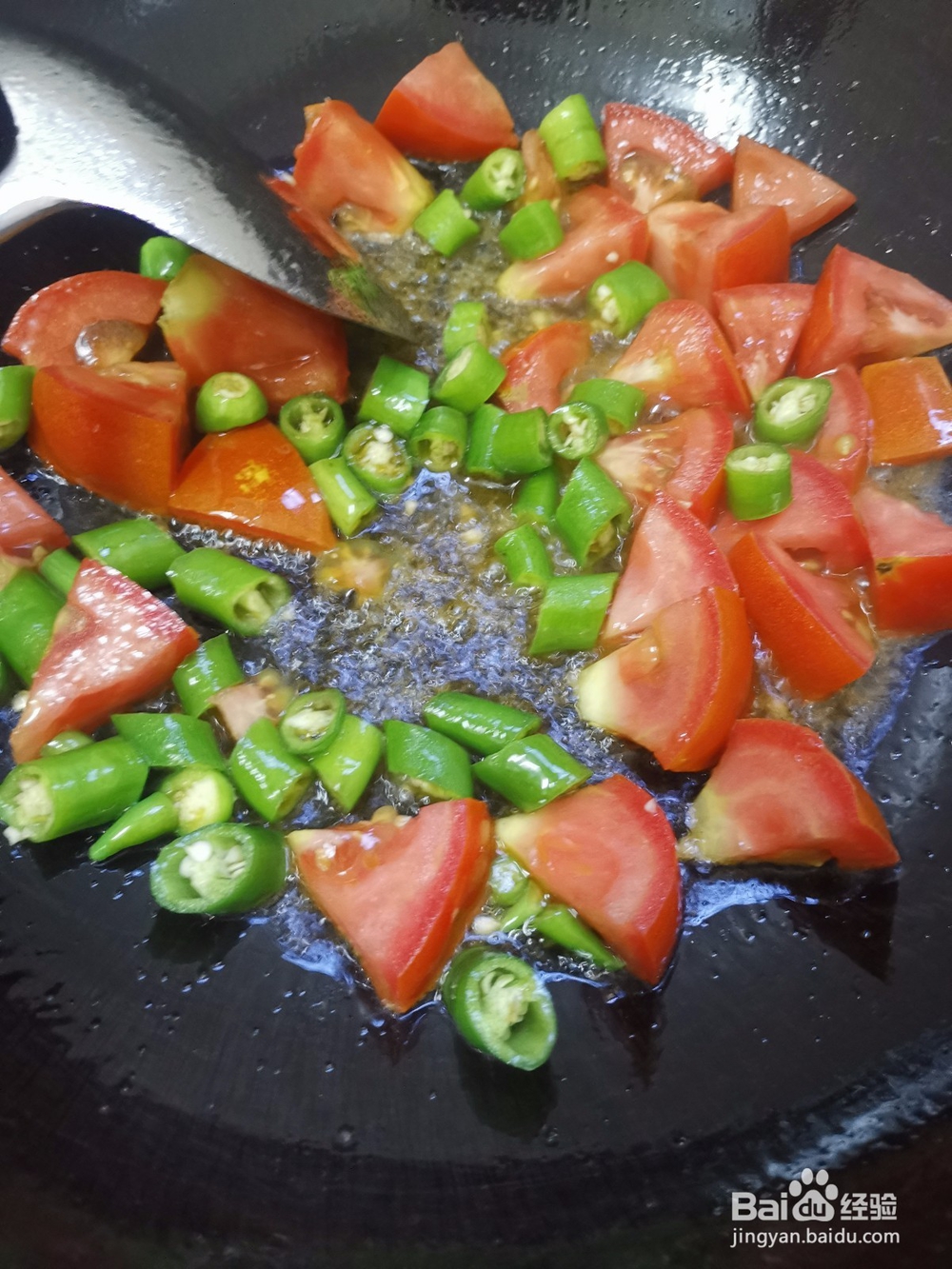 西红柿炒火腿约做法