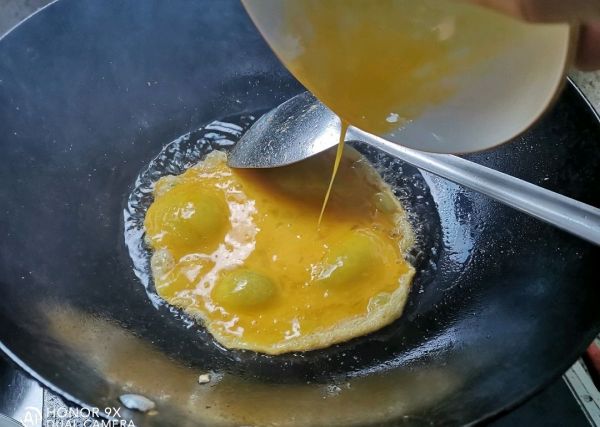 韭菜豆芽炒粉丝