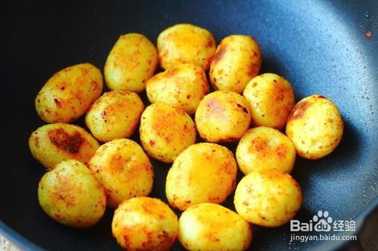 煎椒盐孜然土豆的做法