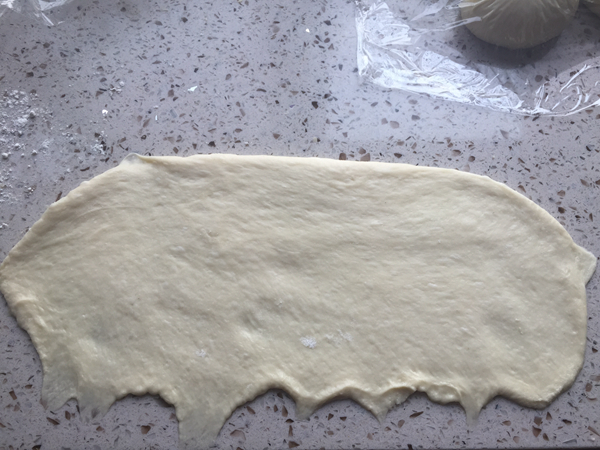 牛奶中种辫子面包