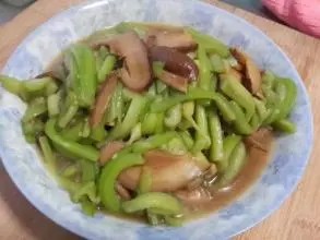花菇清炒丝瓜