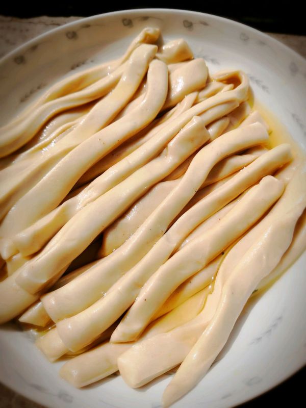 香菇肉丁凉拌面
