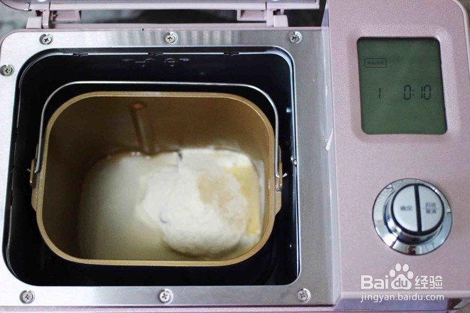 小香葱香肠花卷