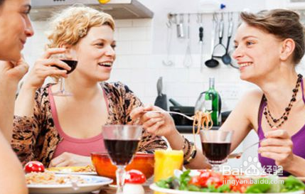 有哪些伤害肠胃的坏习惯？