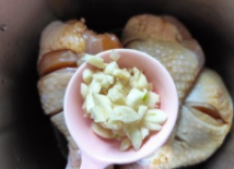 蒜香鸡腿怎么做