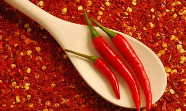 小编教你改善讨厌的鸡皮肤