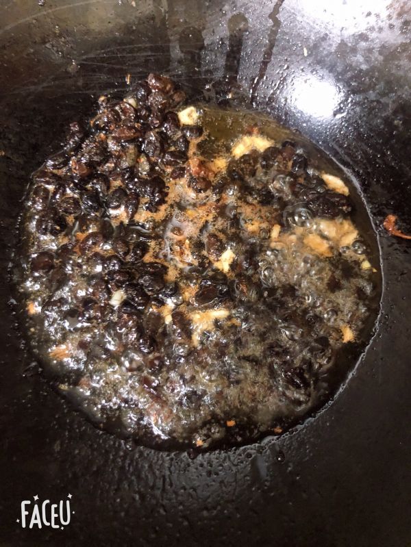 豆豉鲮鱼油麦菜