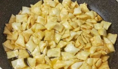 饺子皮也能做零食