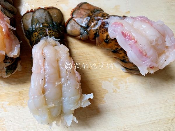 柠香蒜茸焗烤龙虾尾