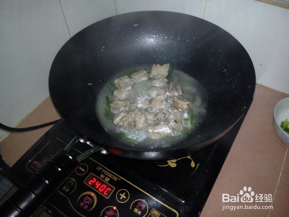 不懂做饭的人都可以做的菜：耗油酱排骨