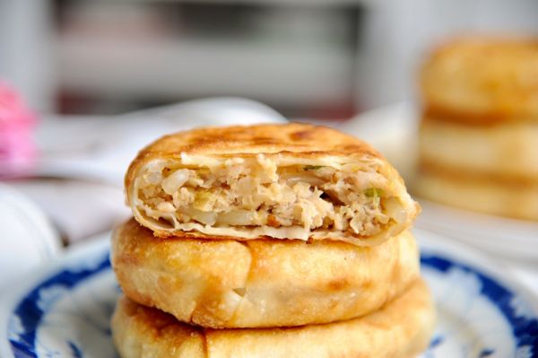 酸菜猪肉粉条馅饼