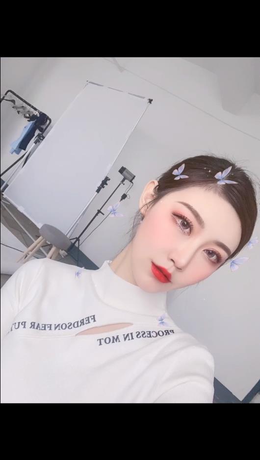 怎样自拍更吸引人