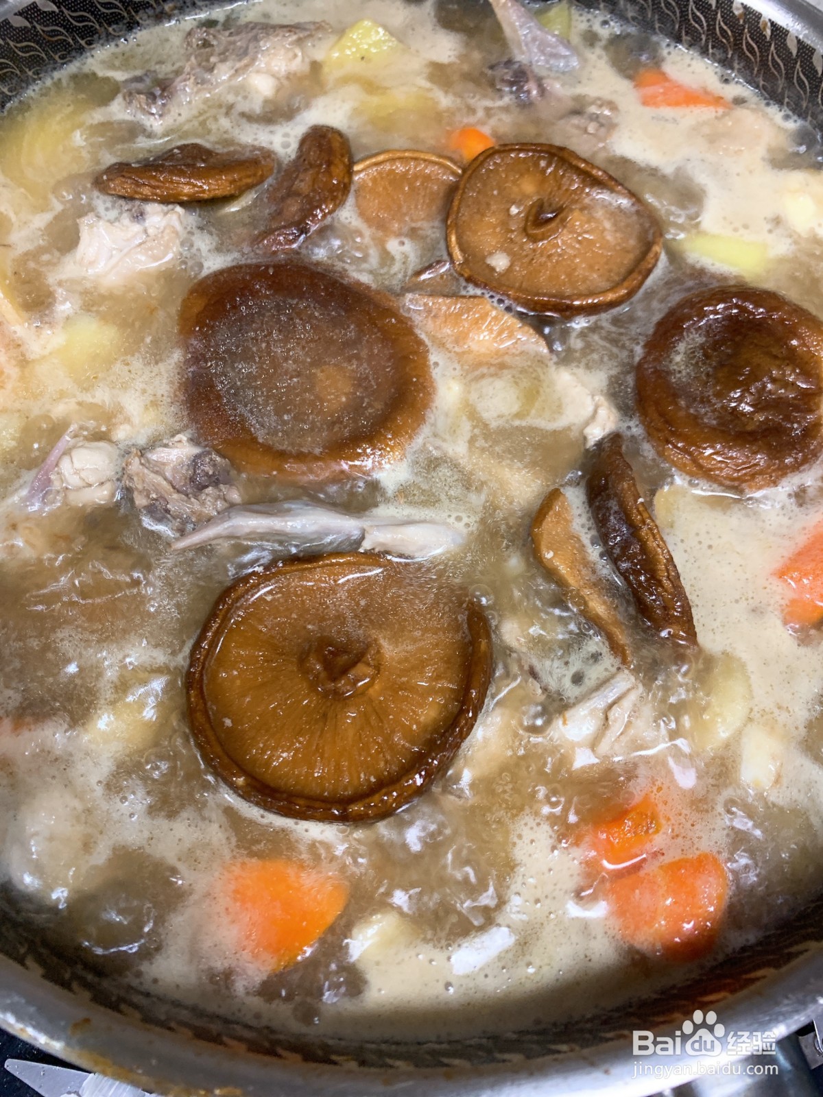 土豆炖鸡块的做法