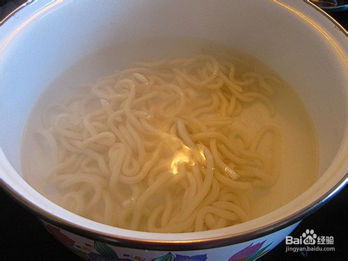 虾仁秋葵炒乌冬