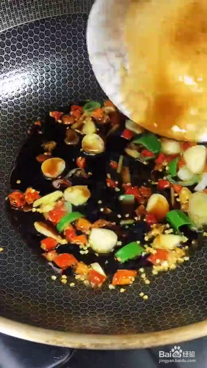 如何制作好吃的宫保鸡丁?