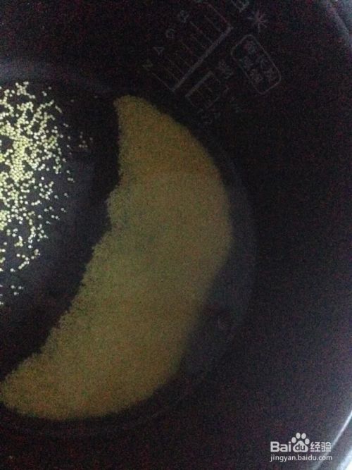 小米粥做法。