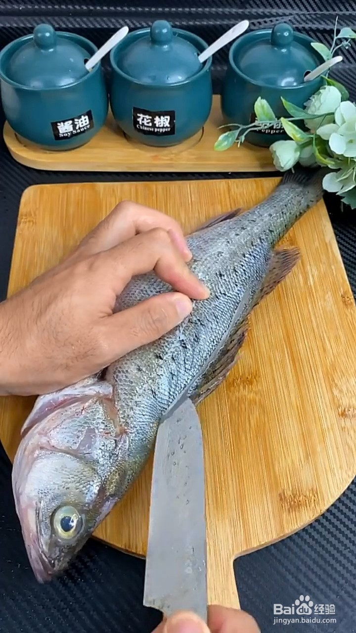 如何制作又滑又嫩的清蒸鱼？