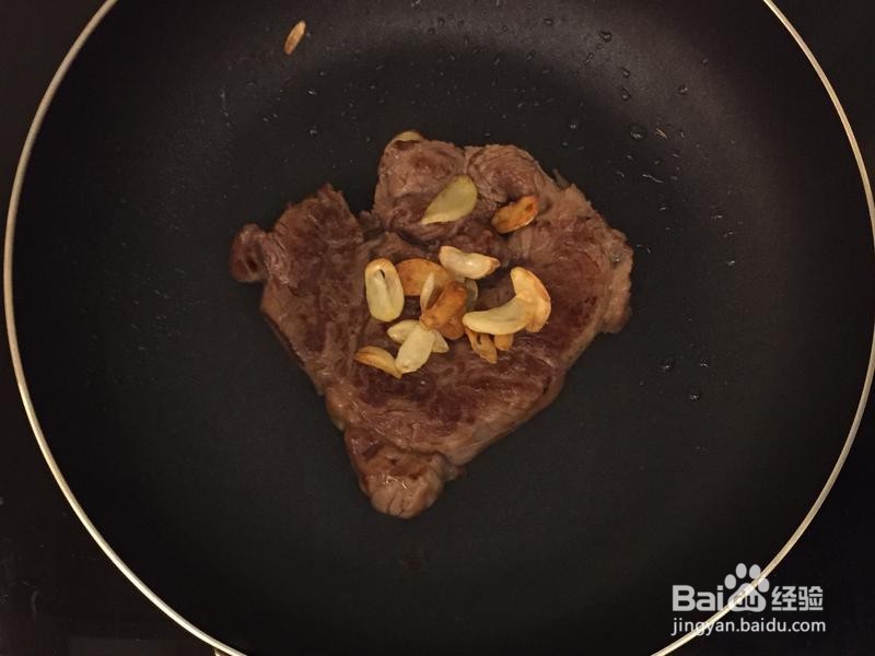 蒜煎牛排的做法