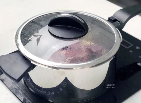 一锅出排骨焖饭