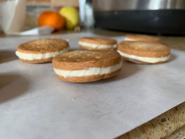 牛奶奶油沙饼干