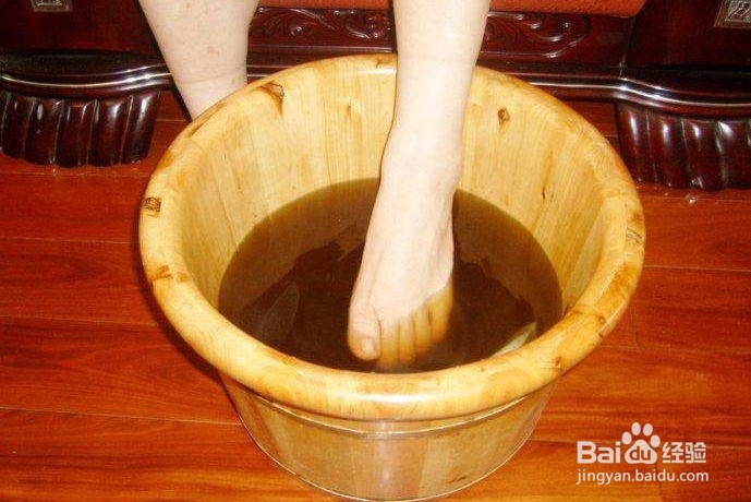 怎样去除脚上的死皮?