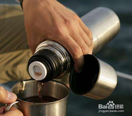 保温杯怎样清洗去除异味?