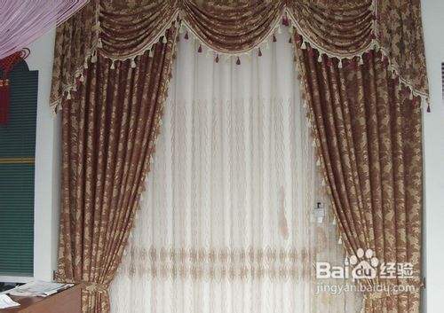 冬季家居保温如何挑选实用布艺窗帘