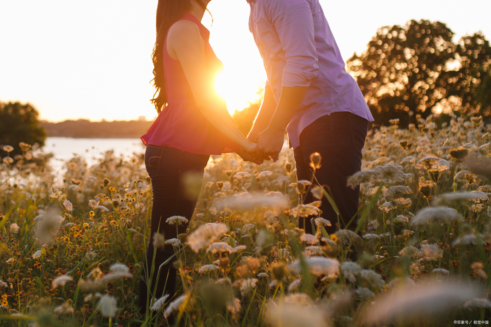 男女互相吸引的本质是什么