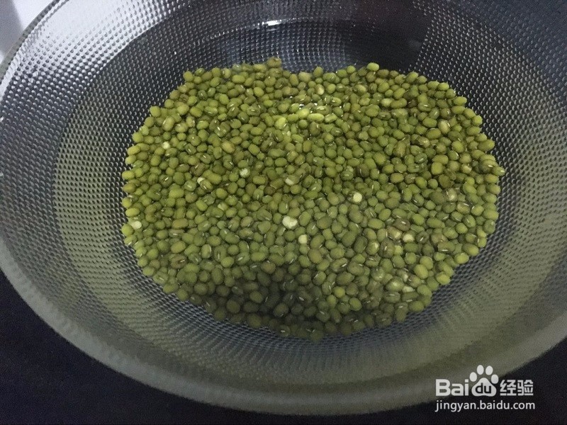 纯手工绿豆酸奶冰棒自制方法