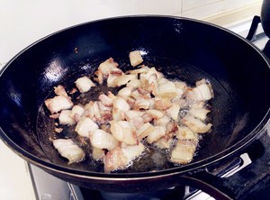 猪肉炖粉条怎么炖制详细教程
