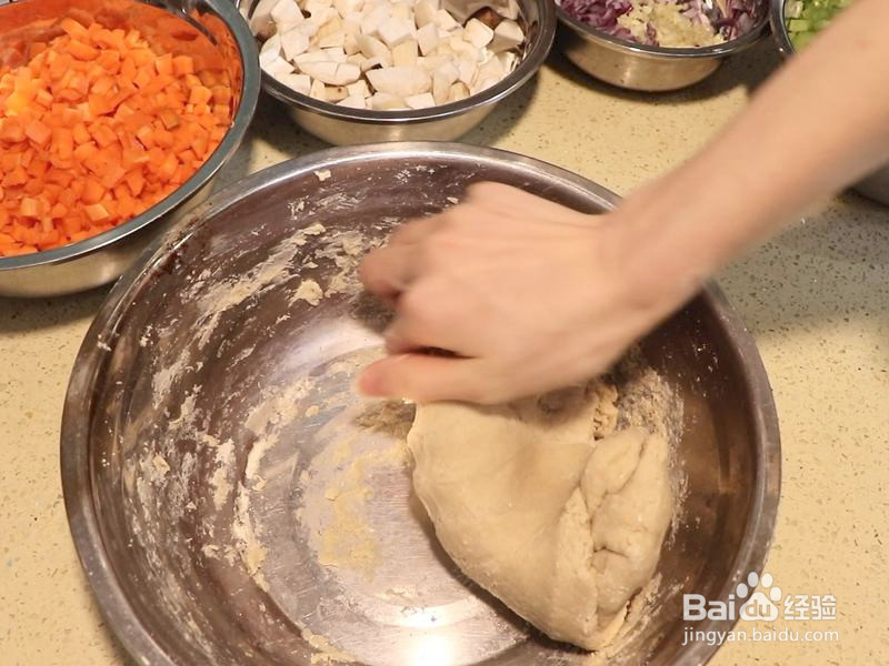 西红柿浇汁莜面的做法