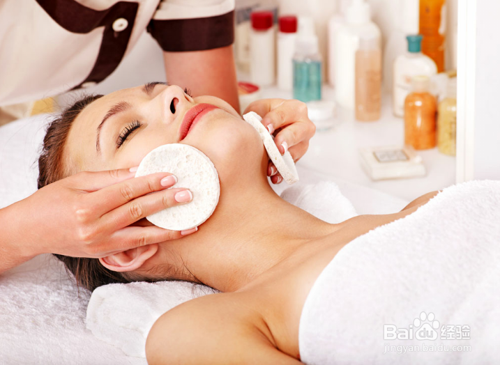 为保护我们的皮肤怎么选购护肤用品